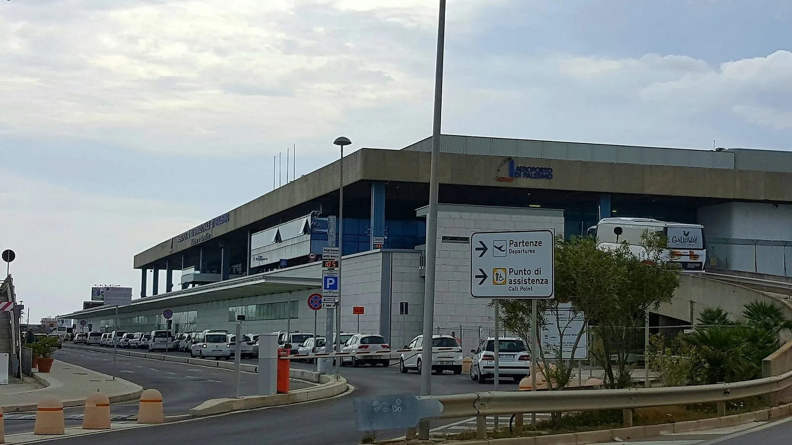 Terminal dell'Aeroporto di Palermo Falcone-Borsellino (Punta Raisi)