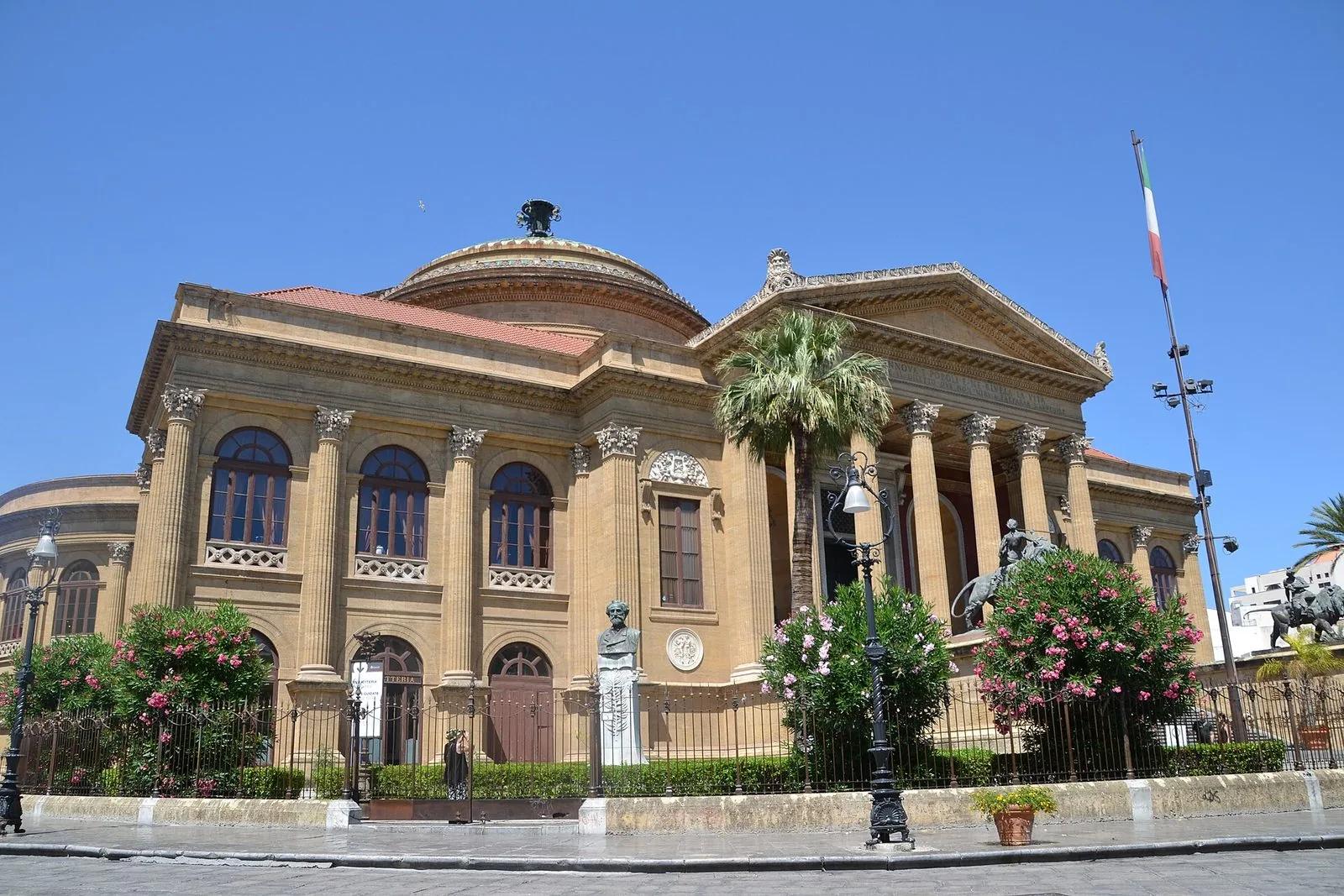 Teatro Massimo Vittorio Emanuele, Palermo